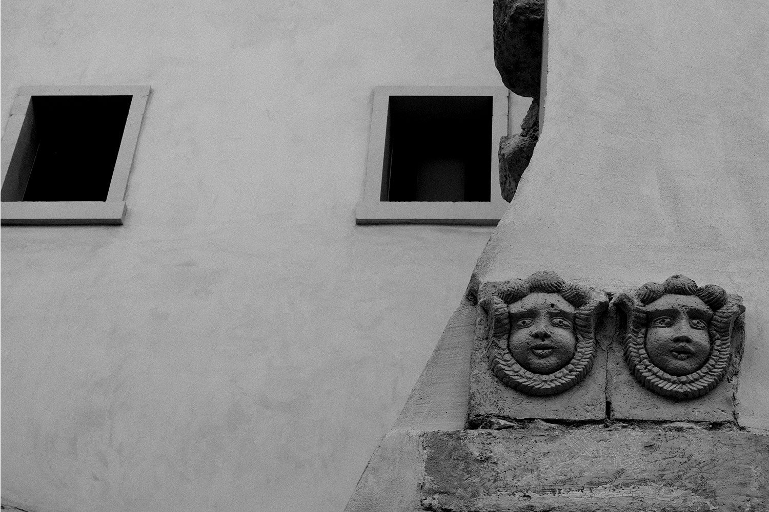 inblackandwhite_sicily_italy_thevoyageur013