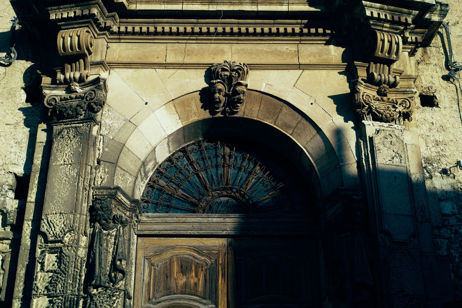 themood_modica_sicily_italy_thevoyageur09