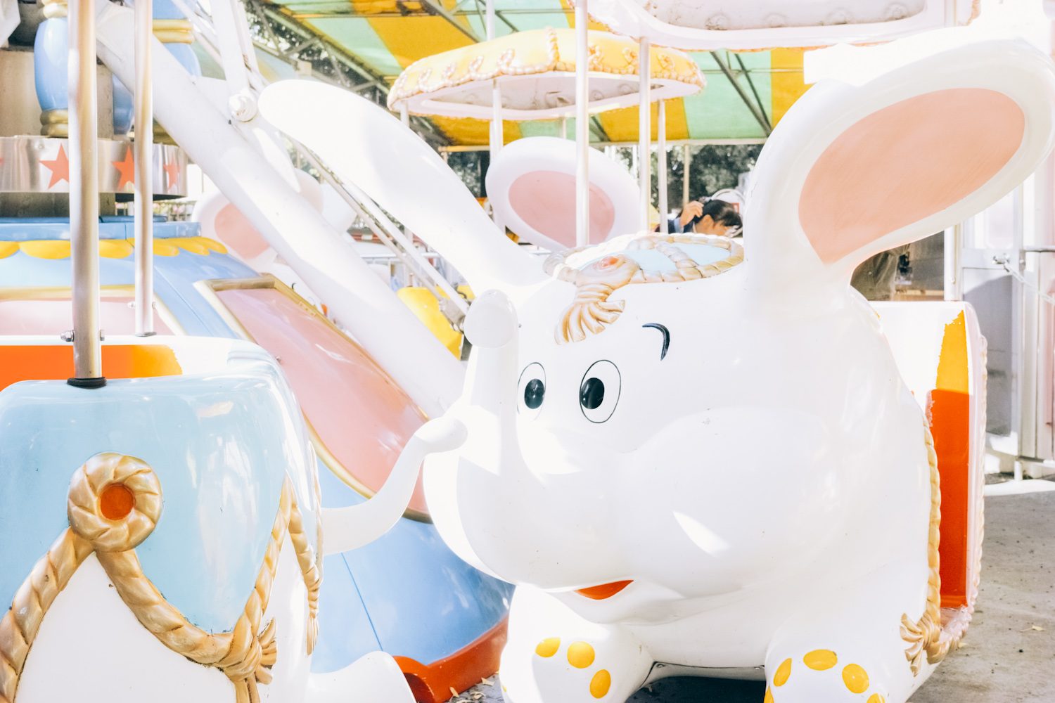 ueno_carousel_tokyo_japan_thevoyageur003