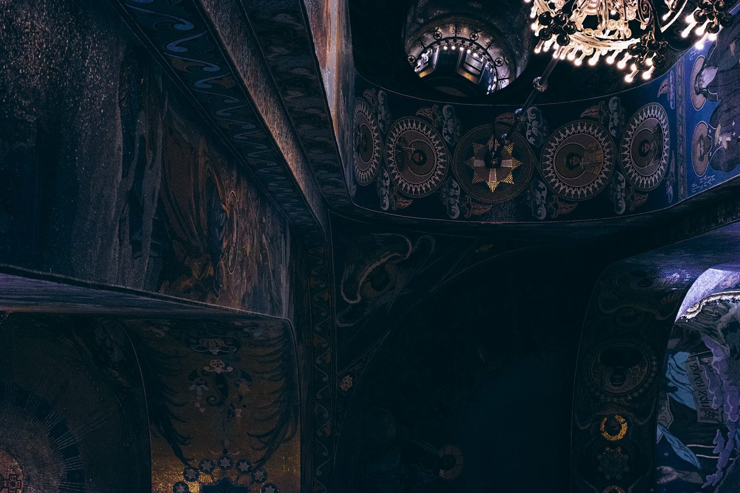 churchofthespilledblood_stpeterbourg_russia_thevoyageur004
