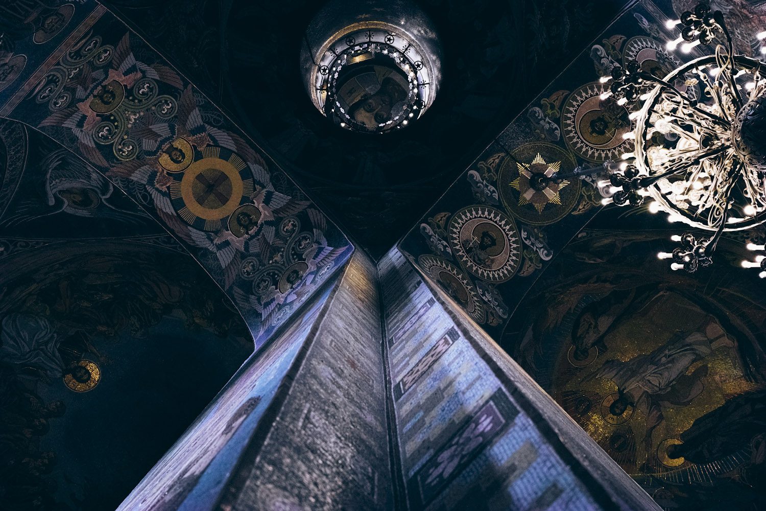 churchofthespilledblood_stpeterbourg_russia_thevoyageur008