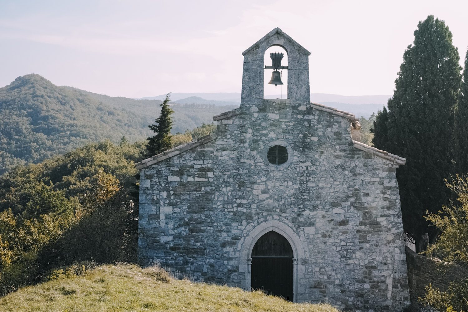 chapelle_saint_blaise_drome_france_thevoyageur003