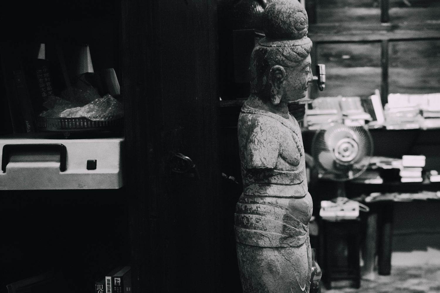 bookstore_hongkong_thevoyageur10