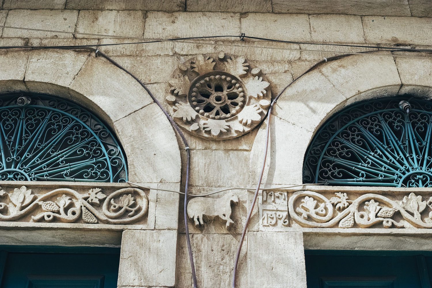 themood_qadishavalley_hasroun_lebanon_thevoyageur020