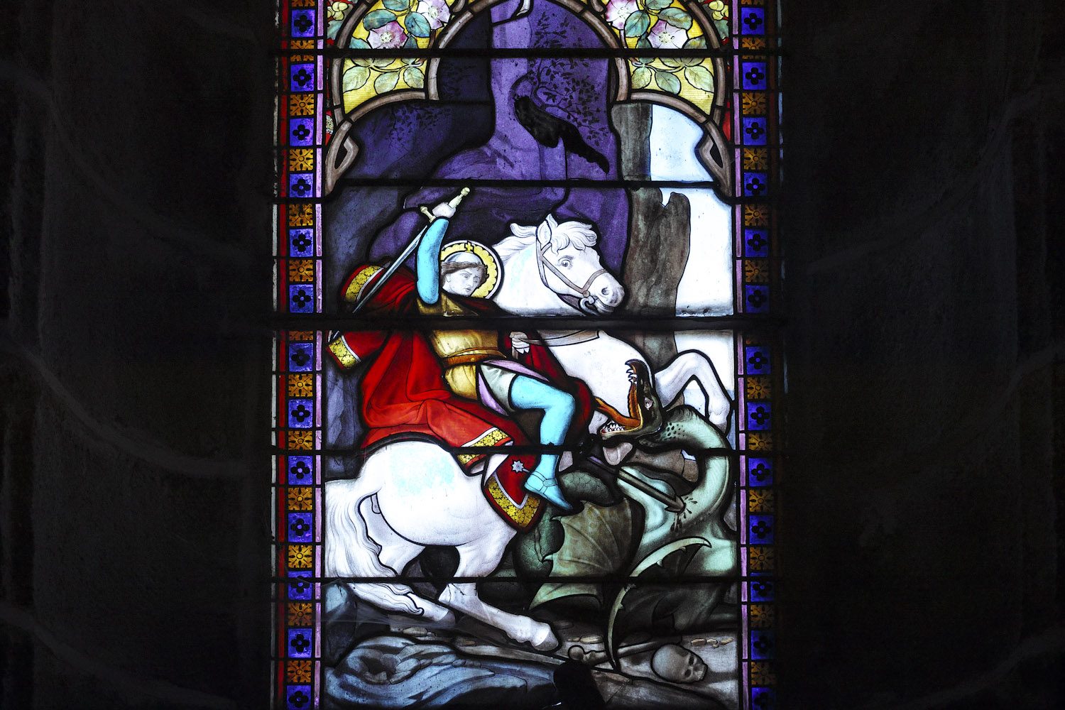 stained_glass_windows_cantal_france_finland_thevoyageur009