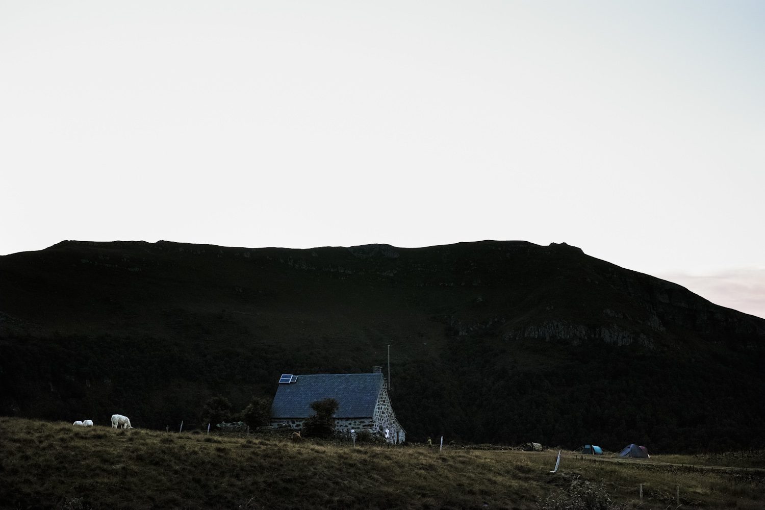 puymary_sunset_cantal_thevoyageur018