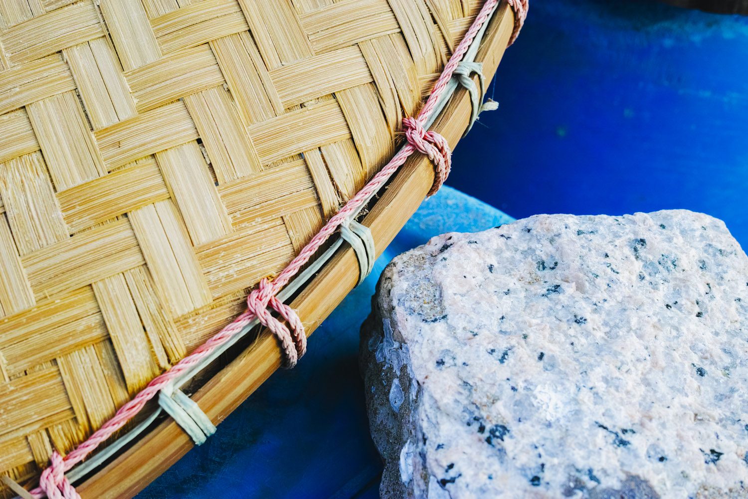 onthesurface_pengchau_taio_lantau_hongkong_china_thevoyageur08