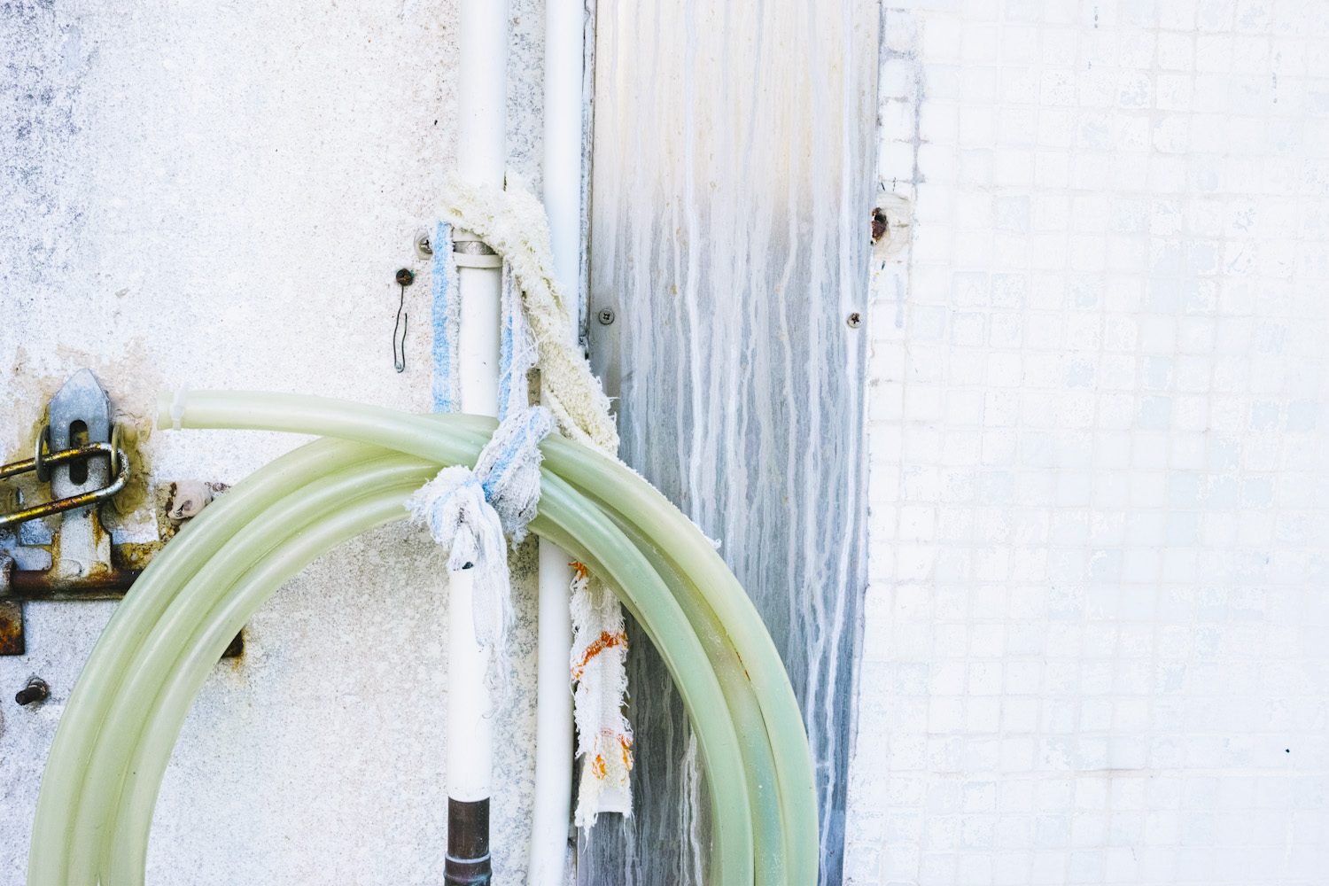 onthesurface_pengchau_taio_lantau_hongkong_china_thevoyageur12