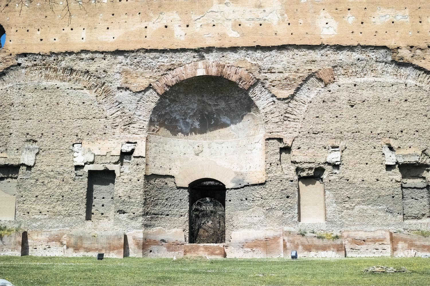 themood_rome_april_italy_thevoyageur046