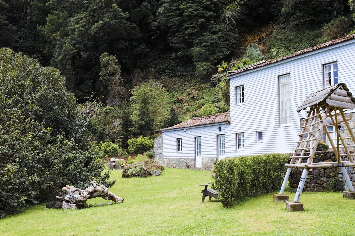 panorama_housesazores_portugal_thevoyageur18