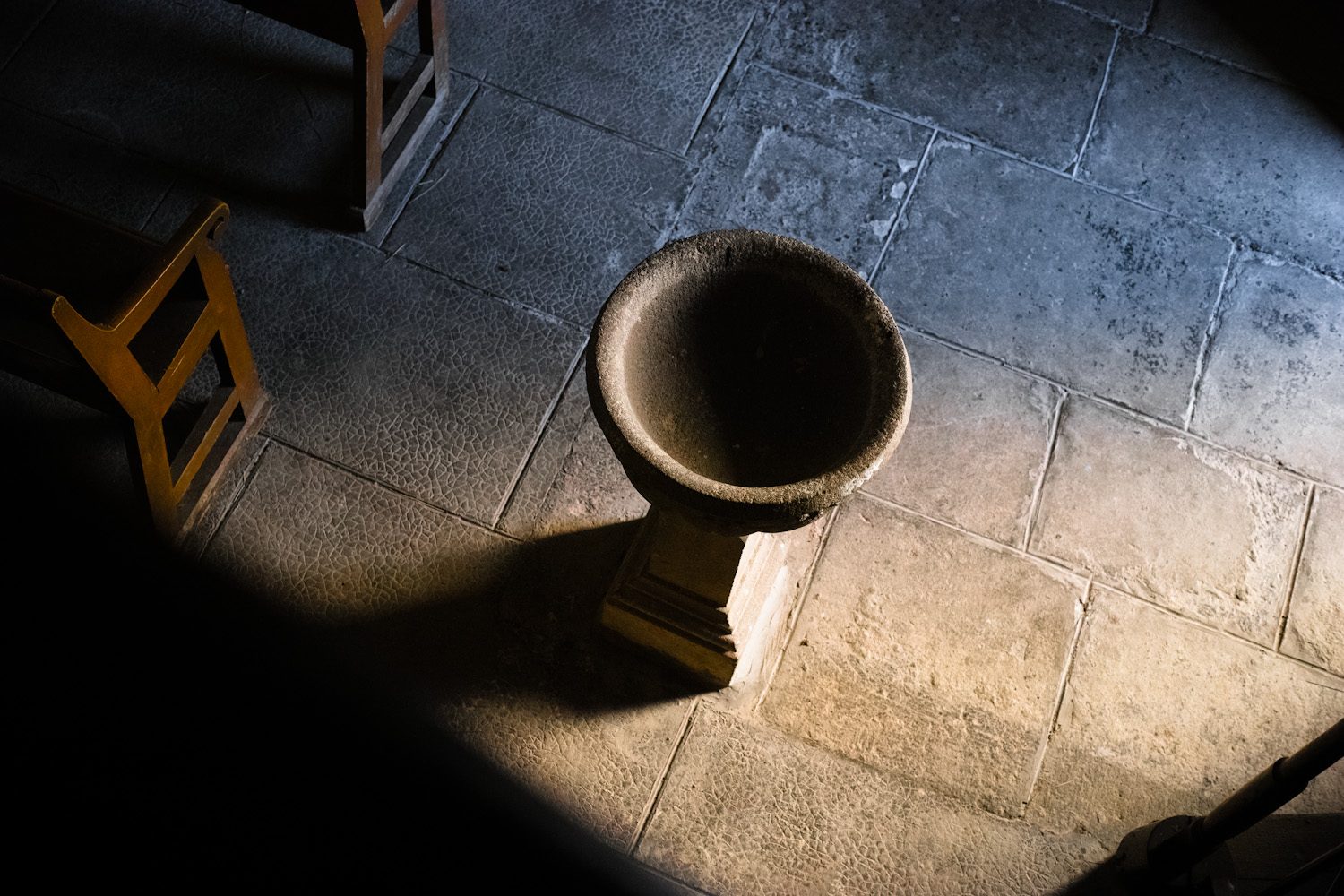 feelsspecial_churches_cantal_france_thevoyageur (12)