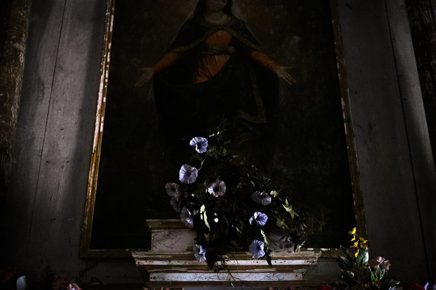 feelsspecial_churches_cantal_france_thevoyageur (15)