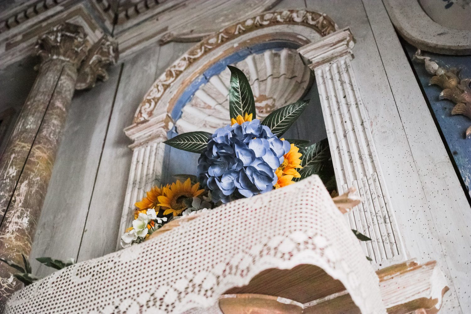 feelsspecial_churches_cantal_france_thevoyageur (16)
