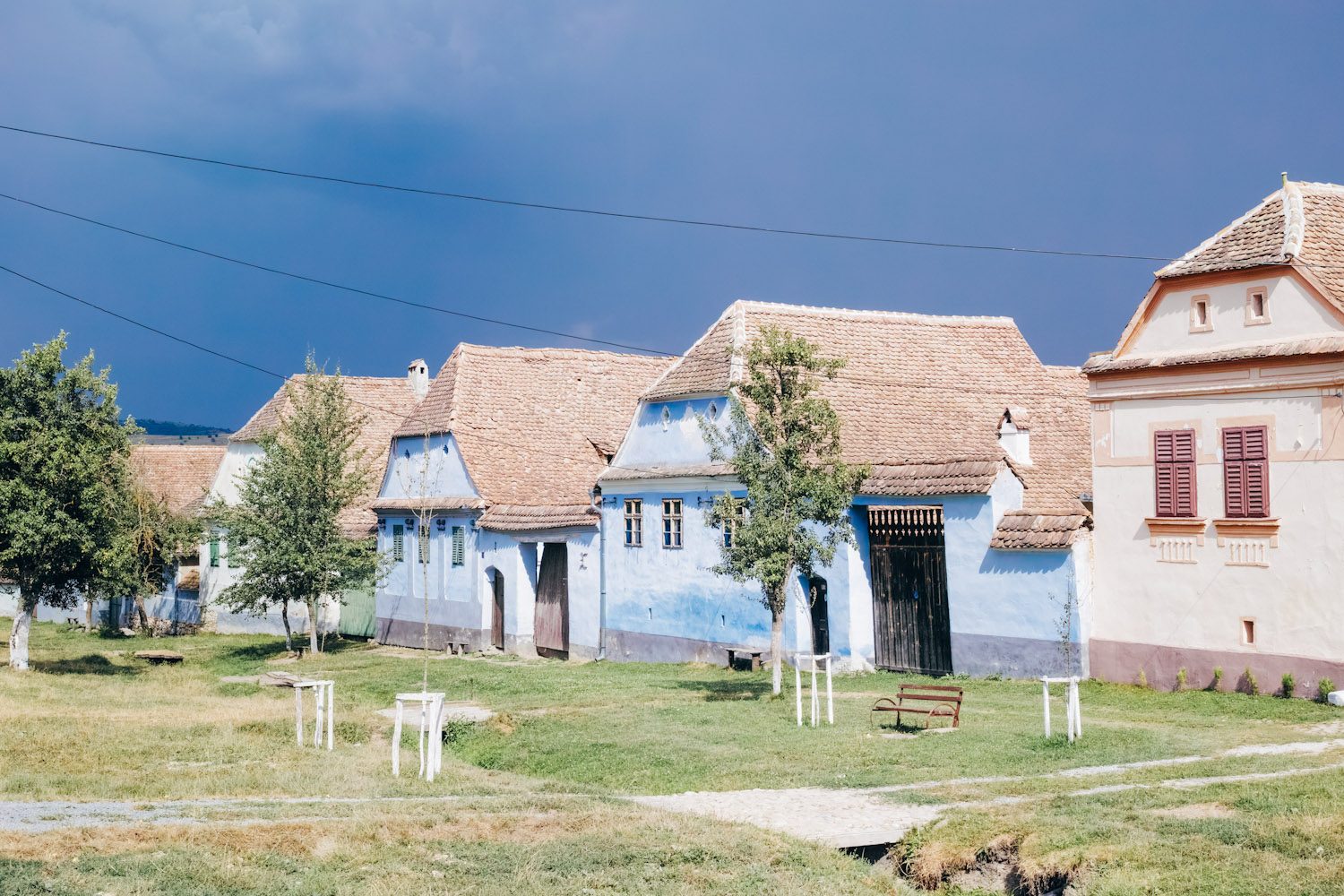 themood_sighisoara_county_transylvania_romania_thevoyageur004