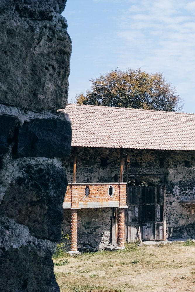 themood_sighisoara_county_transylvania_romania_thevoyageur022